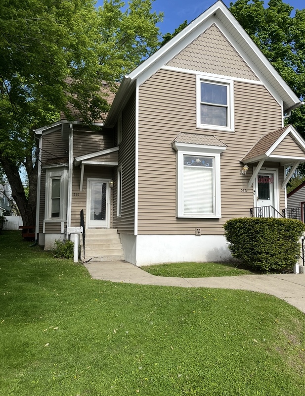 Elgin Condo: 516 Hendee Street - A