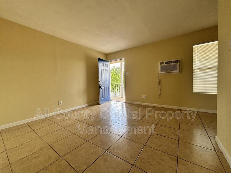 Main Rental Photo 8