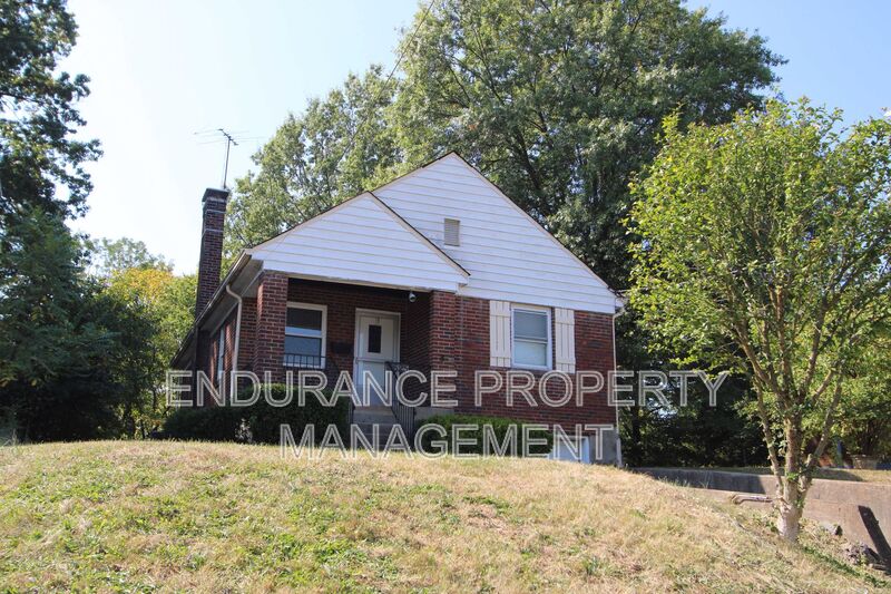 Cincinnati House: 3625 W Liberty Street