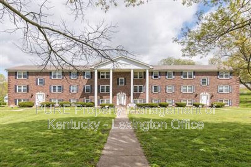 Harrodsburg Condo: 429 Chestnut Street