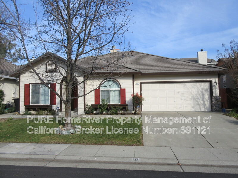 Folsom House: 121 Gilded Rock Cir