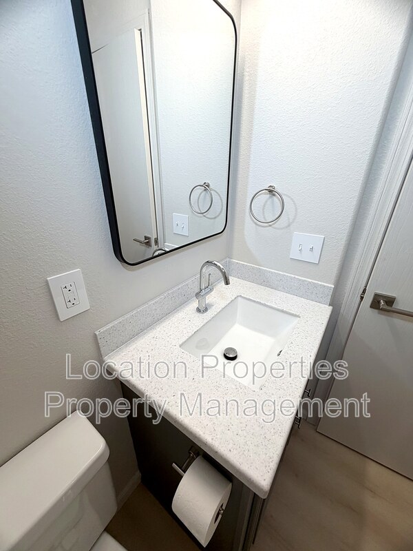 2201 Westdale Road - A3, Lawrence, Kansas rental photo 19 of 31