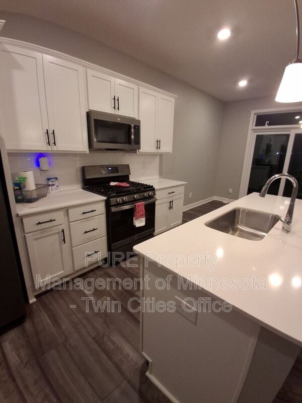 Blaine Townhome: 3464 109th Lane NE