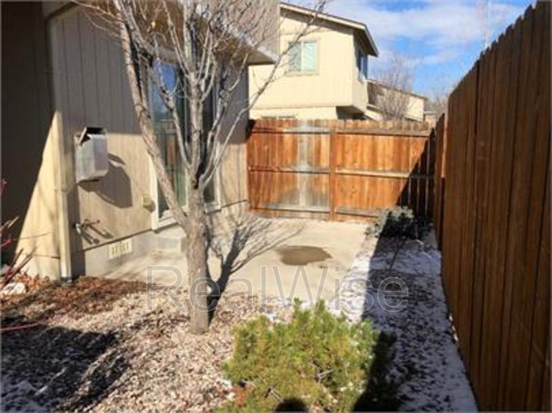 Redmond Condo: 2250 SW 21st St