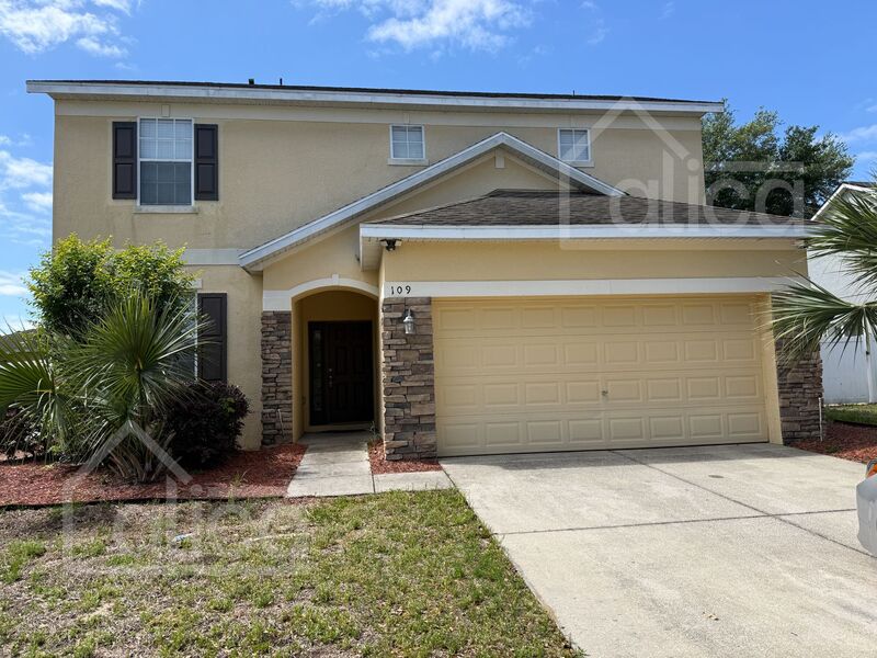 Davenport House: 109 Whispering Pines Way