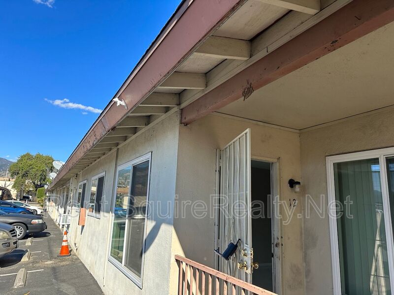 Azusa Condo: 936 W. Foothill Blvd