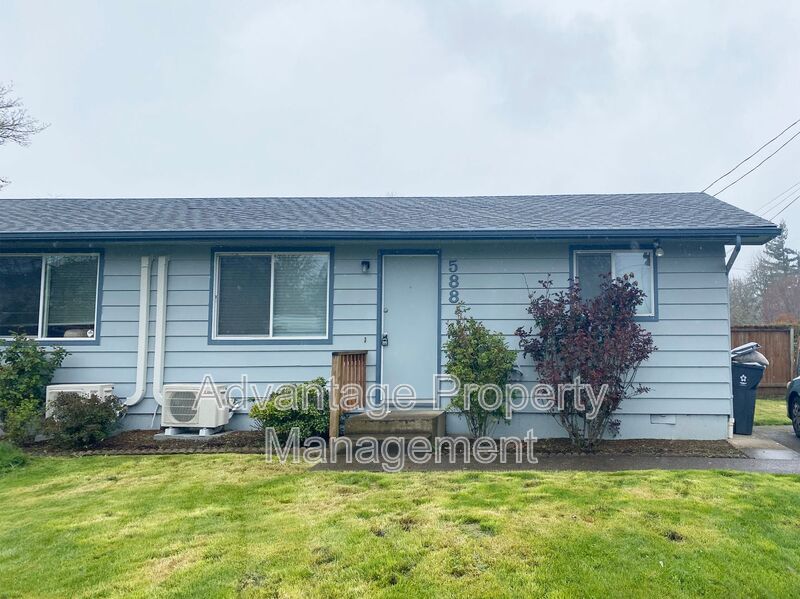 Corvallis House: 588 NW Oak Ave