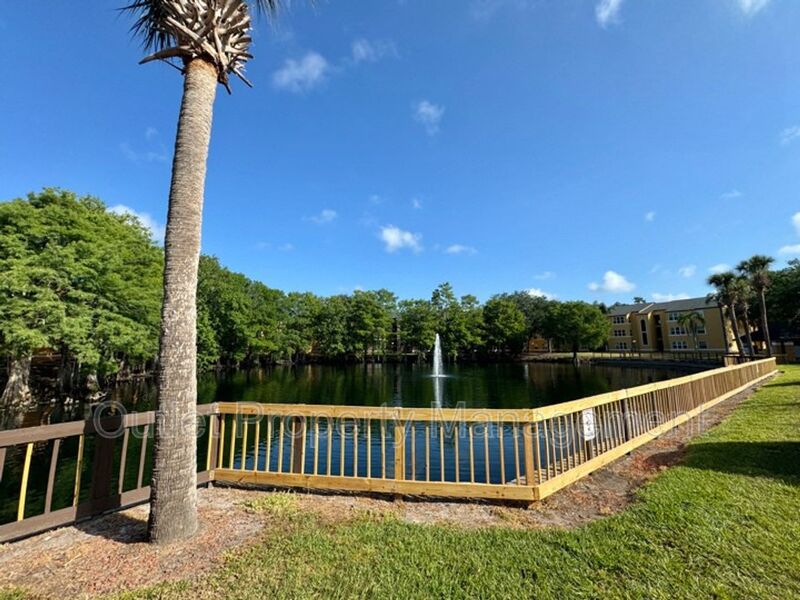Orlando Condo: 4560 Commander Drive