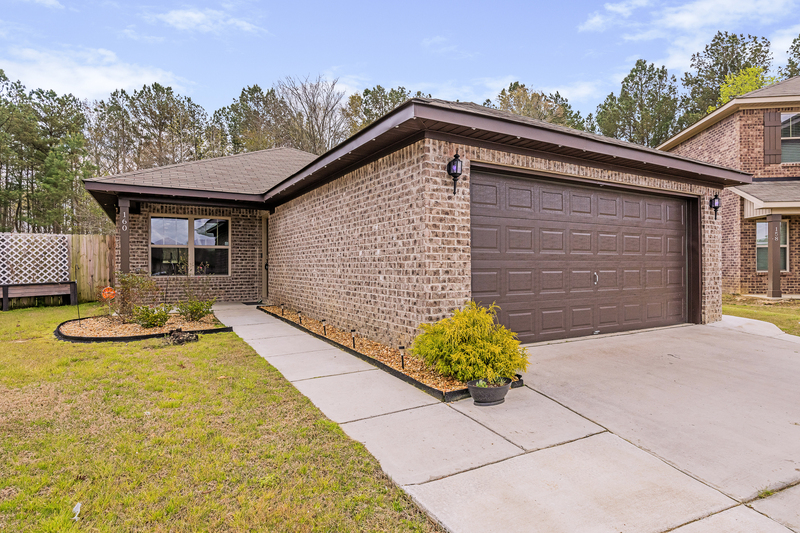 Owens Cross Roads House: 160 Winstead Circle