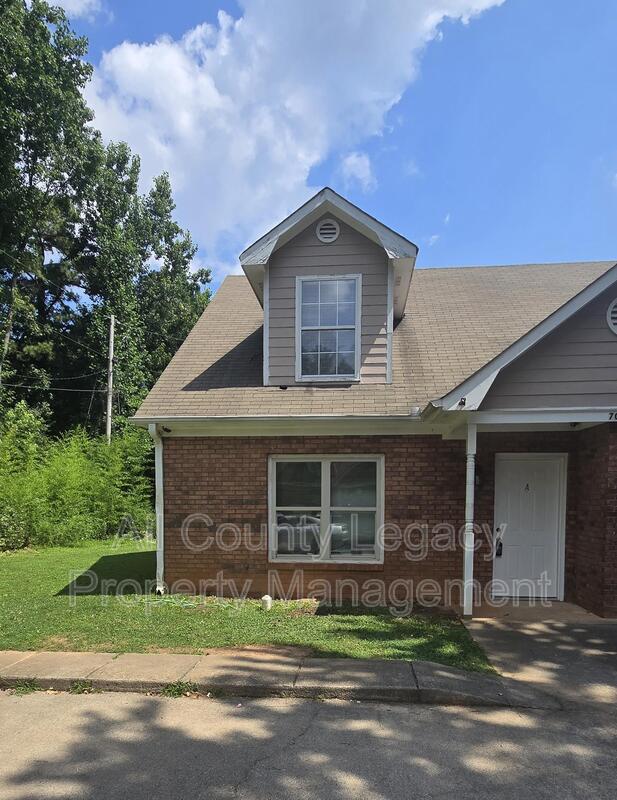 Acworth Condo: 700 Rosehip Ln