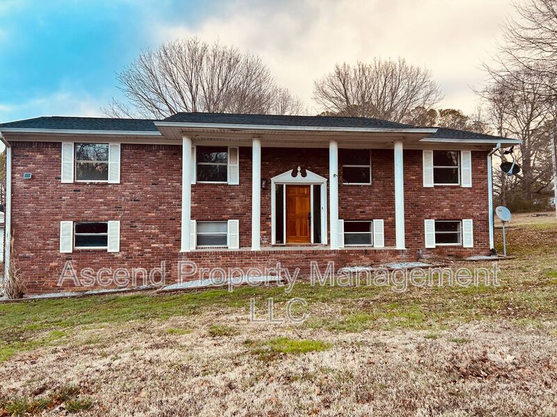 Ringgold House: 370 Julian Rd