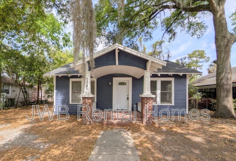 Jacksonville House: 1045 Dorchester St