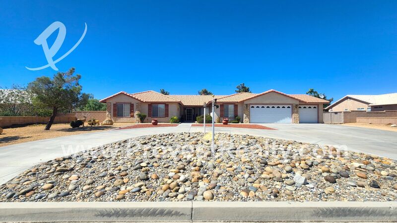 Apple Valley House: 20322 Skyline Ranch Dr.