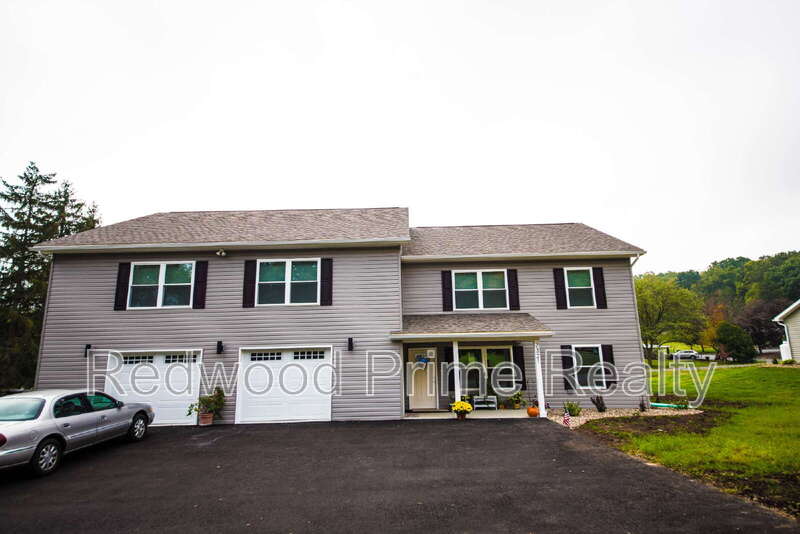 Hollidaysburg Condo: 2321 Smoke Dr A