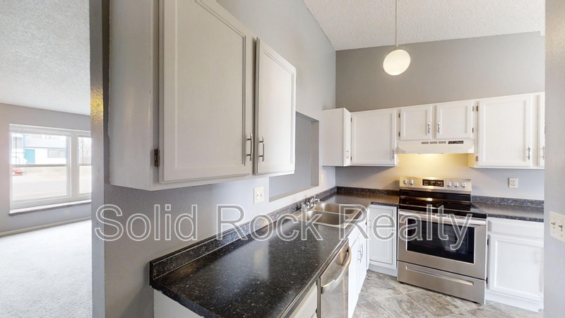 Fountain House: 948 Bromefield Drive