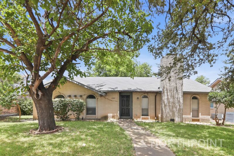 Garland House: 3041 Ripplewood Dr