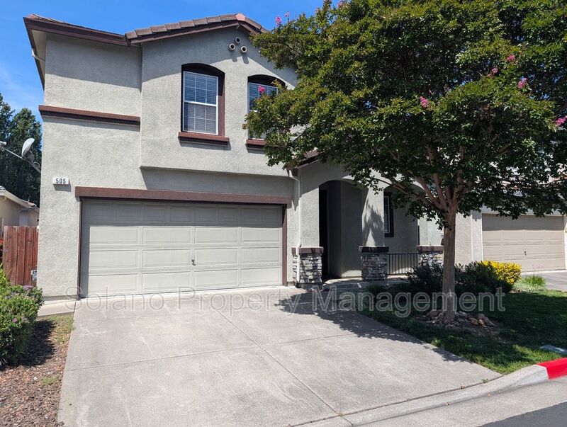 Fairfield House: 505 Diamond Creek Drive