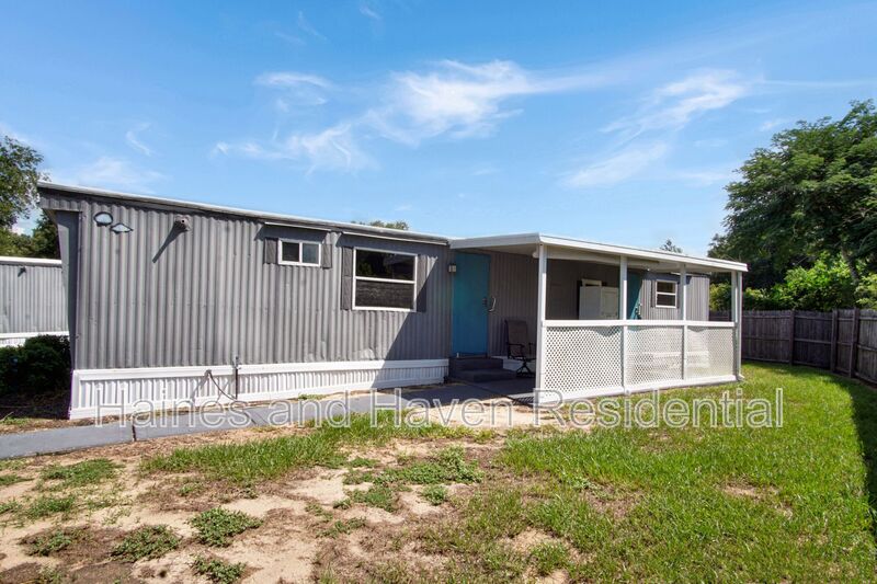 Davenport House: 26 Forest Dr 32 A