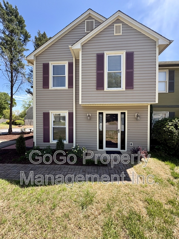 Spartanburg Condo: 227 Old Towne Road - 1
