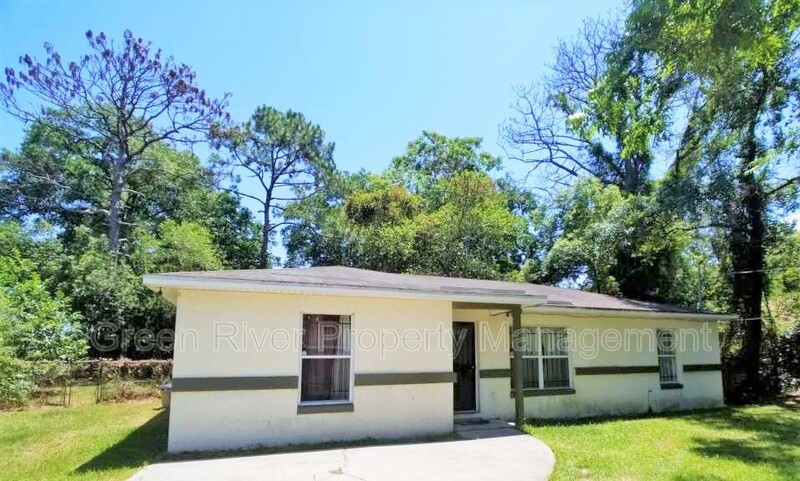 Jacksonville House: 9073 2nd Ave