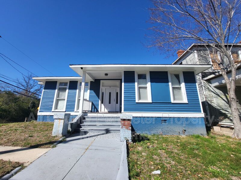 Macon Condo: 1249 Duncan Ave A