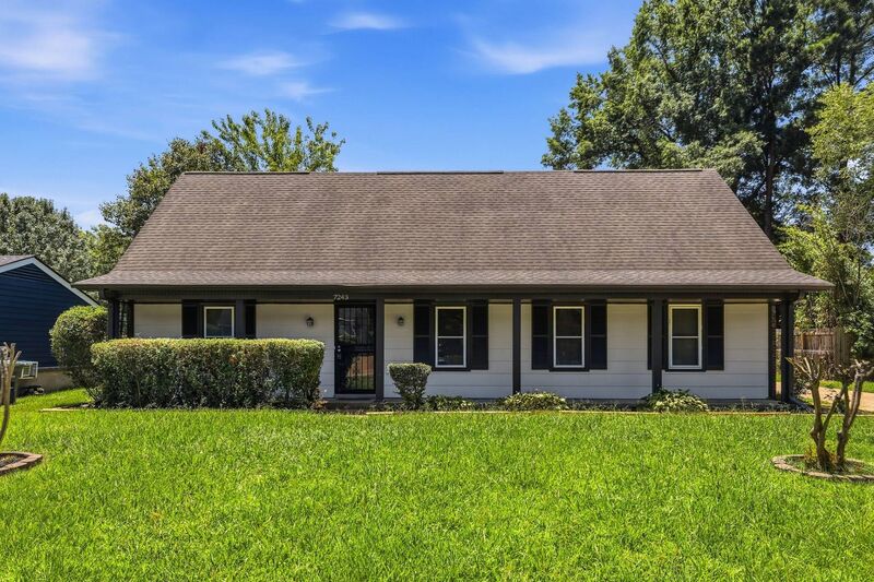 Memphis House: 7243 Newling LN
