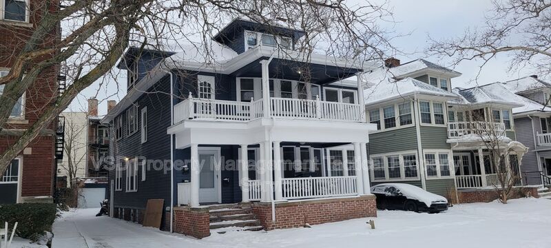 Cleveland Heights Condo: 14172 Superior Rd