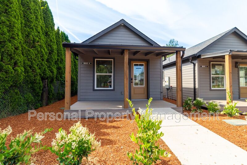 Vancouver House: 8005 NE 32nd St
