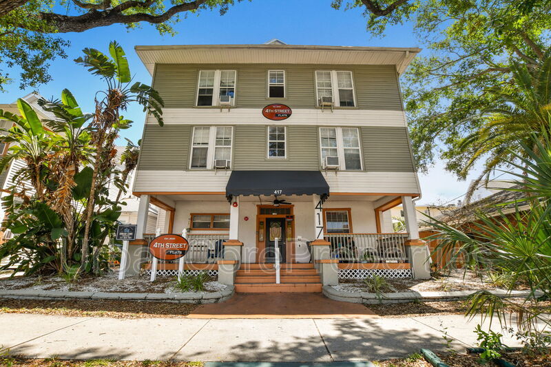 St. Petersburg Condo: 417 4th St N