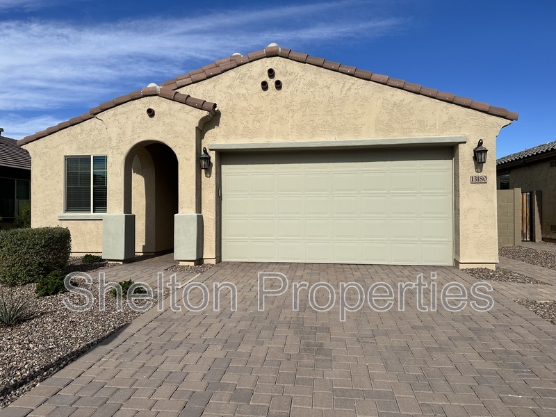 Peoria House: 13180 W Cliffrose Rd