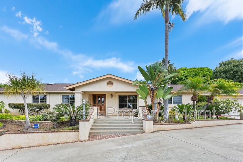 Carlsbad House: 4000 James Dr