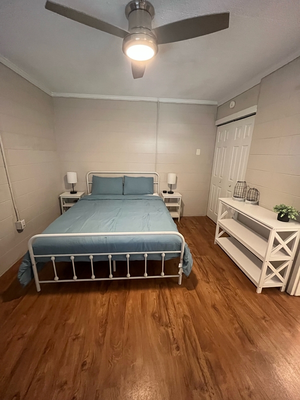 Greenville Condo: 402 South Holly Street #J