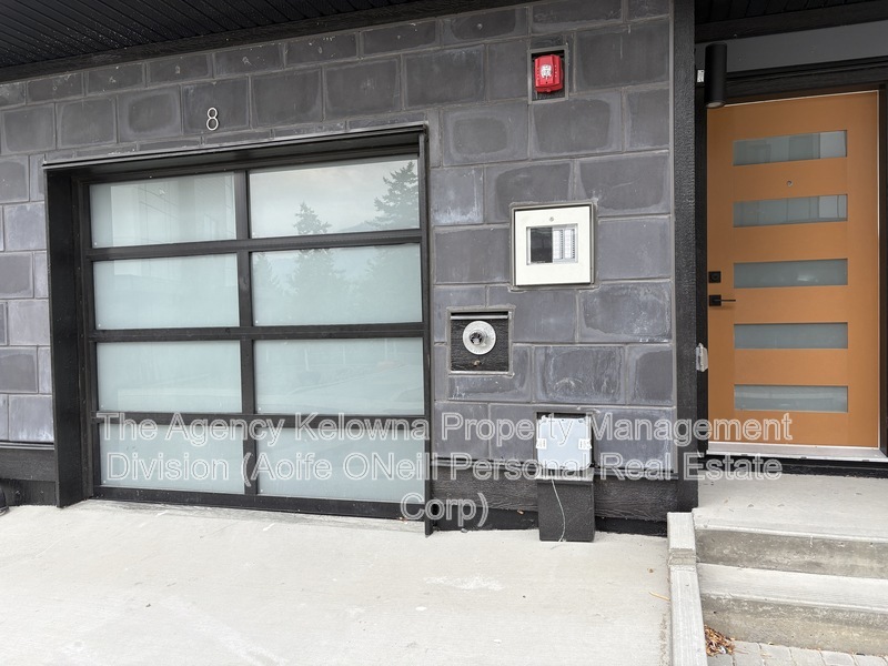 West Kelowna Townhome: 1980 Upper Sundance Dr