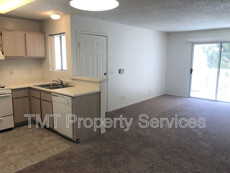 Santa Maria House: 321 E Inger J92