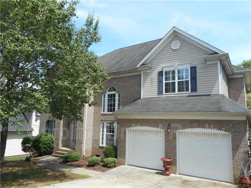 Charlotte House: 11017 Valley Spring Dr