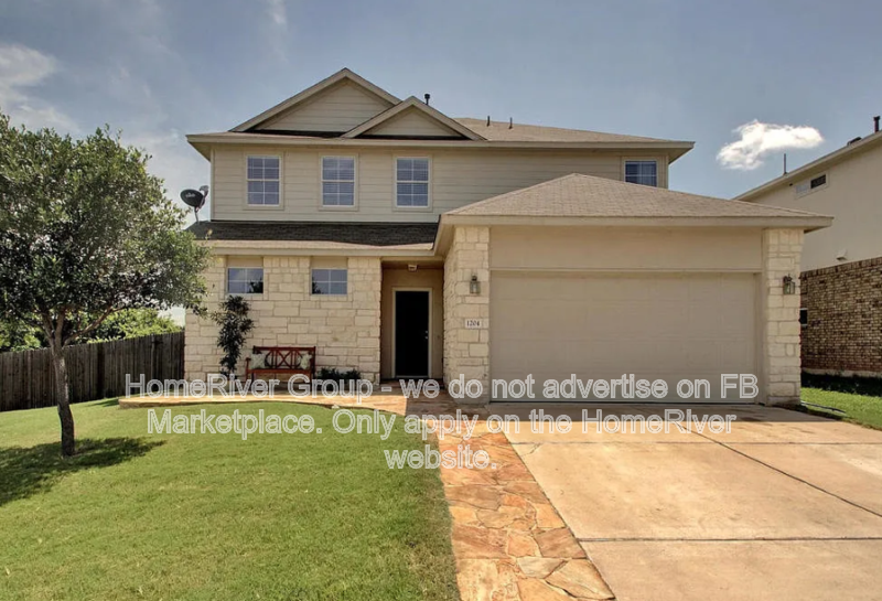 Leander House: 1204 Clayton Dr