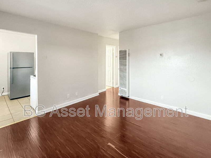 Richmond Condo: 922 Carlson Blvd