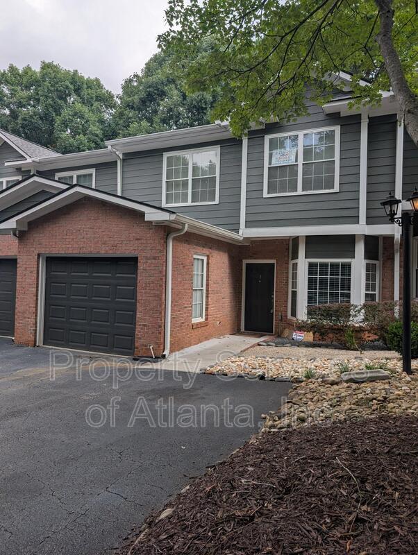 Atlanta Townhome: 2680 Pine Tree Rd NE