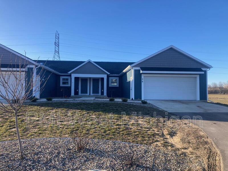 Grandville Condo: 30 Ransom St SW