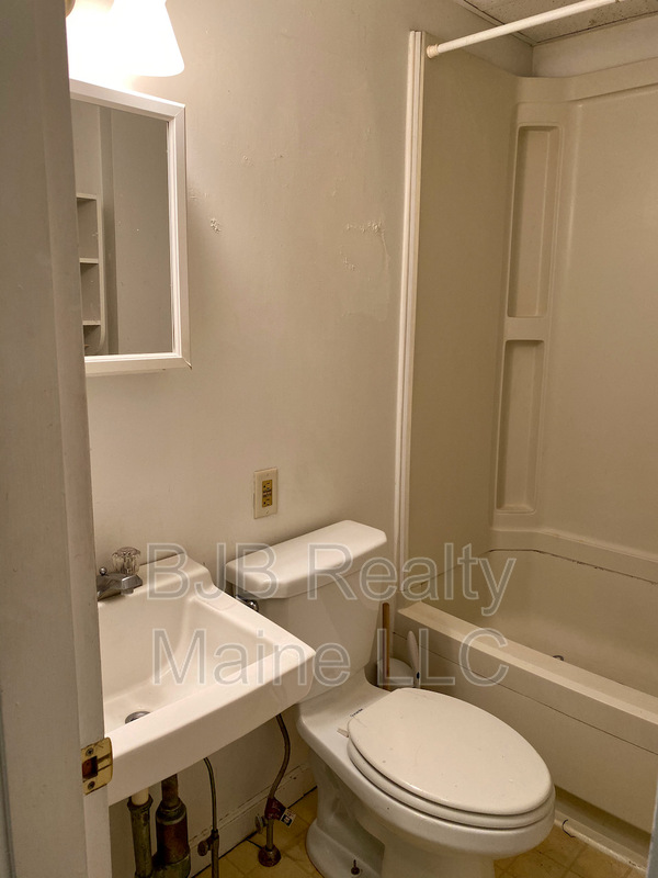 Portland Condo: 221 Woodford Street