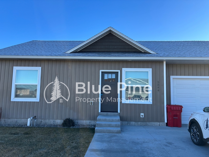 Idaho Falls House: 5844 Wildrose Avenue