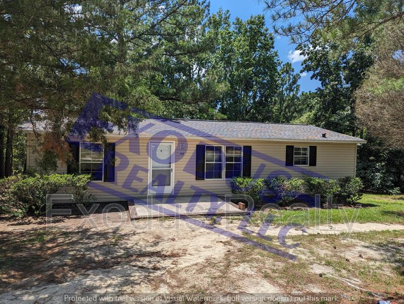 Sanford House: 114 Kathleen Terrace