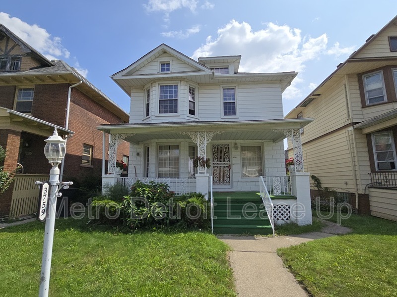 Detroit House: 3759 Columbus St.