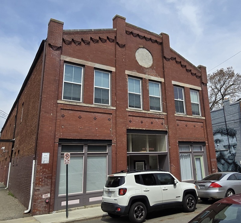 Richmond Condo: 302 Goshen St