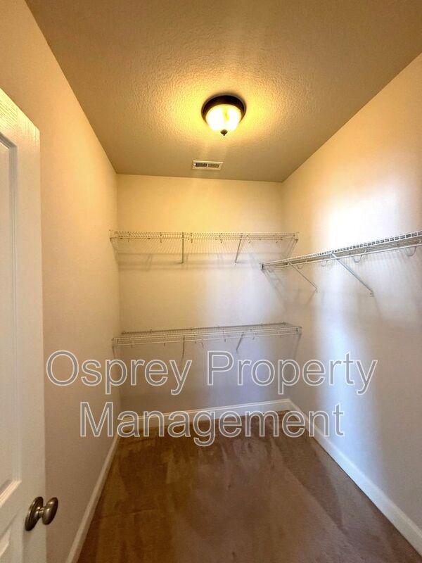 Spacious end-unit home in Virginia Beach!  - Photo 24