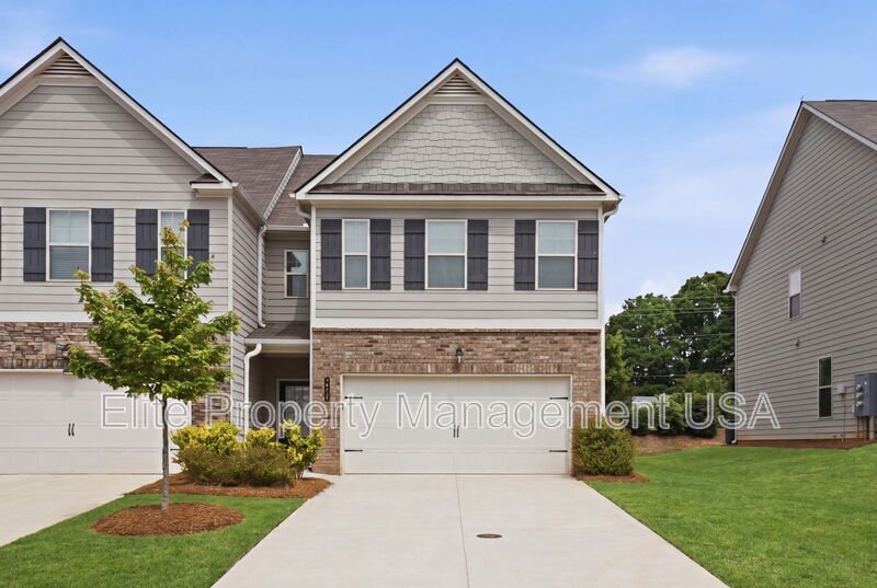 Oakwood Townhome: 3617 Prospect Point Drive