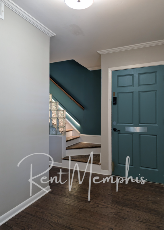 Memphis Condo: 156 North Auburndale Street