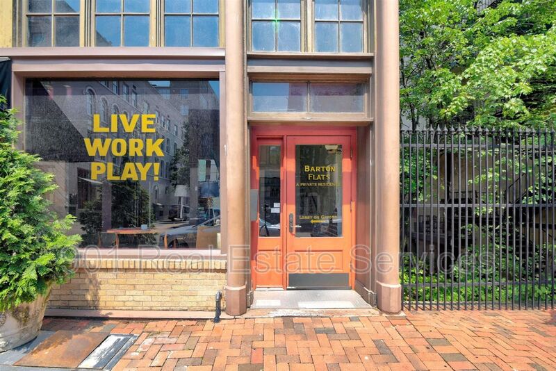 Memphis Condo: 50 Gayoso Avenue