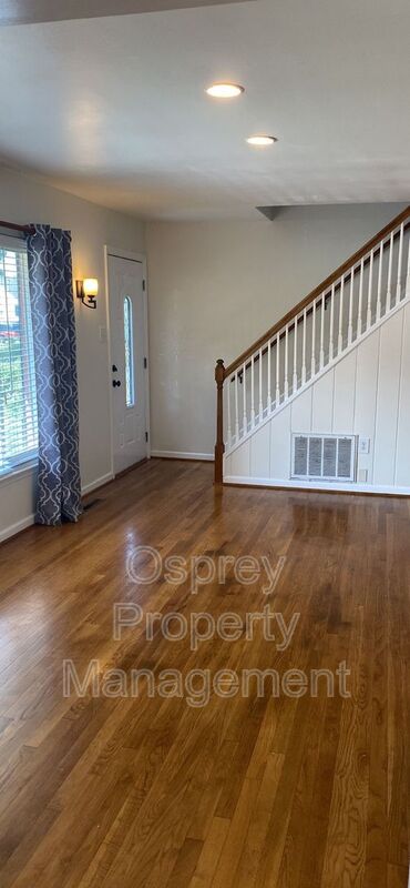 2 Story Single Family with Detach Garage!!! - Photo 12