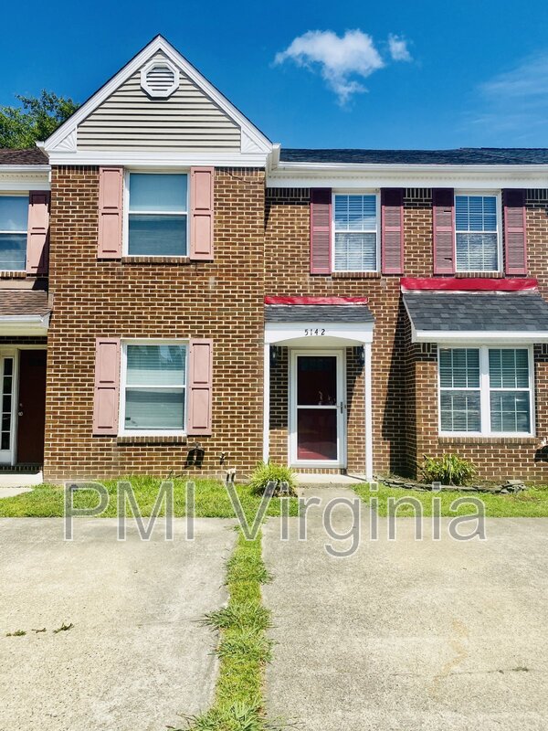 Virginia Beach Townhome: 5142 Settlers Park Dr